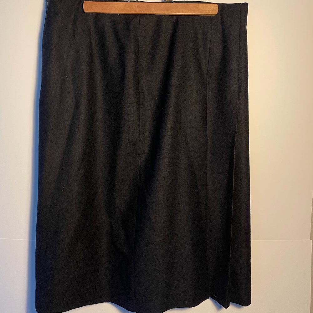 Miu Miu black wool Skirt - Picture 2 of 5